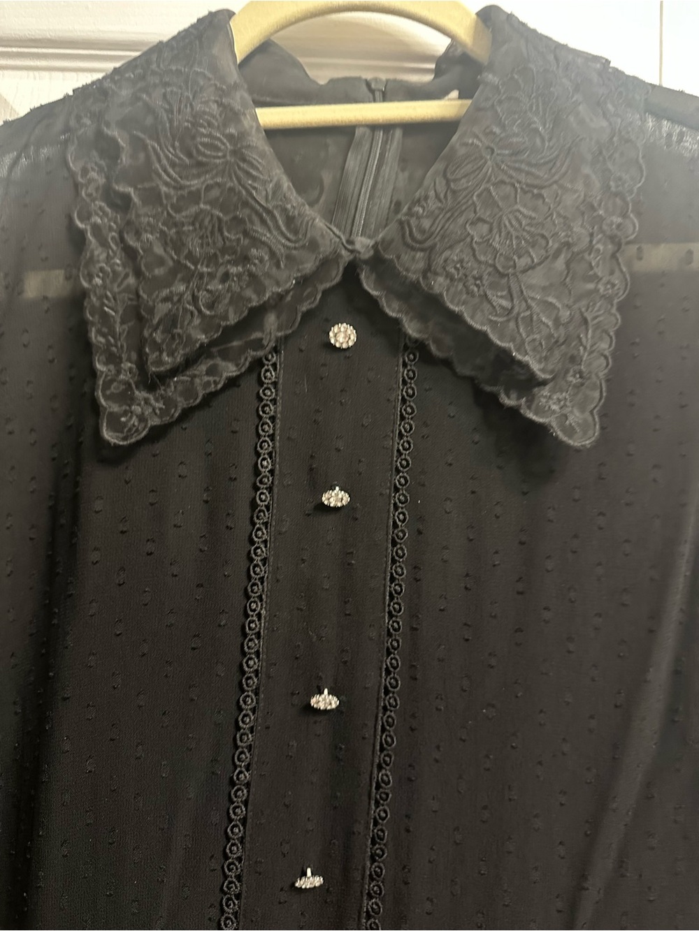 Black Lace-Collar Women's dress skirt w diamond like buttons